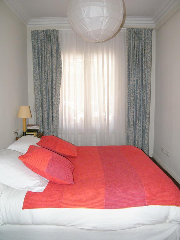 Suitur Courtyard Apartment Barcelona Luaran gambar